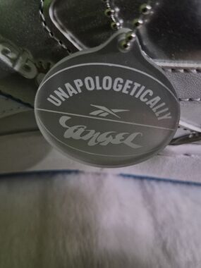 Reebok Unapologetically Angel Men’s Silver Sneakers
